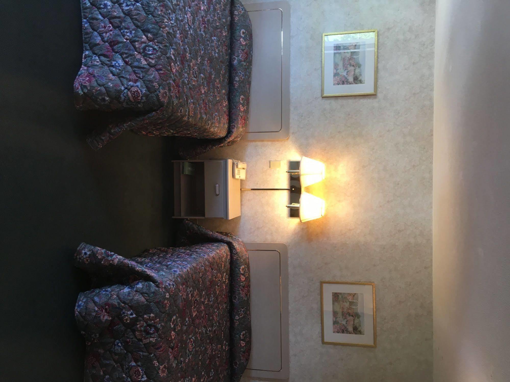 The Springwater Inn Ithaca Buitenkant foto